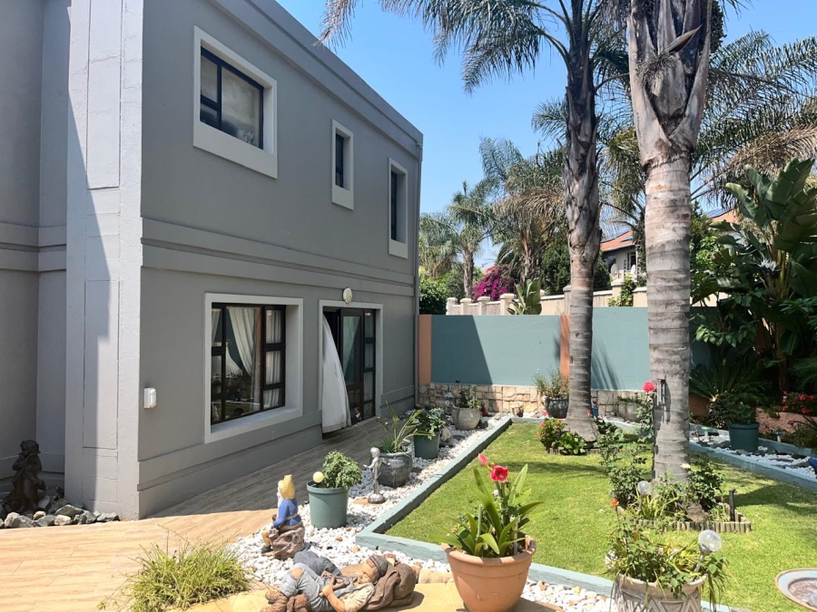 3 Bedroom Property for Sale in Bedfordview Gauteng