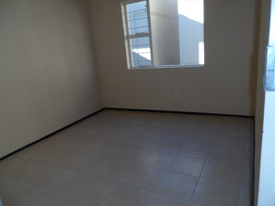 2 Bedroom Property for Sale in Bardene Gauteng