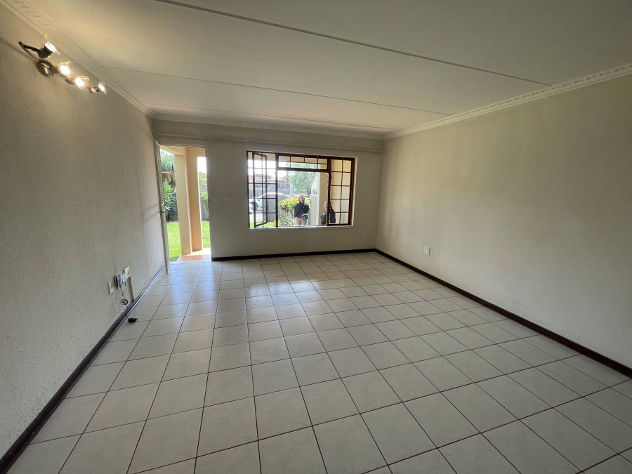 2 Bedroom Property for Sale in Bedford Gardens Gauteng