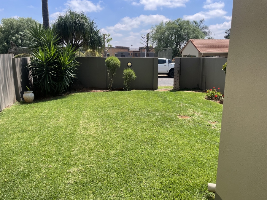 2 Bedroom Property for Sale in Bedford Gardens Gauteng