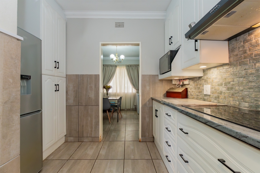 4 Bedroom Property for Sale in Farrarmere Gauteng