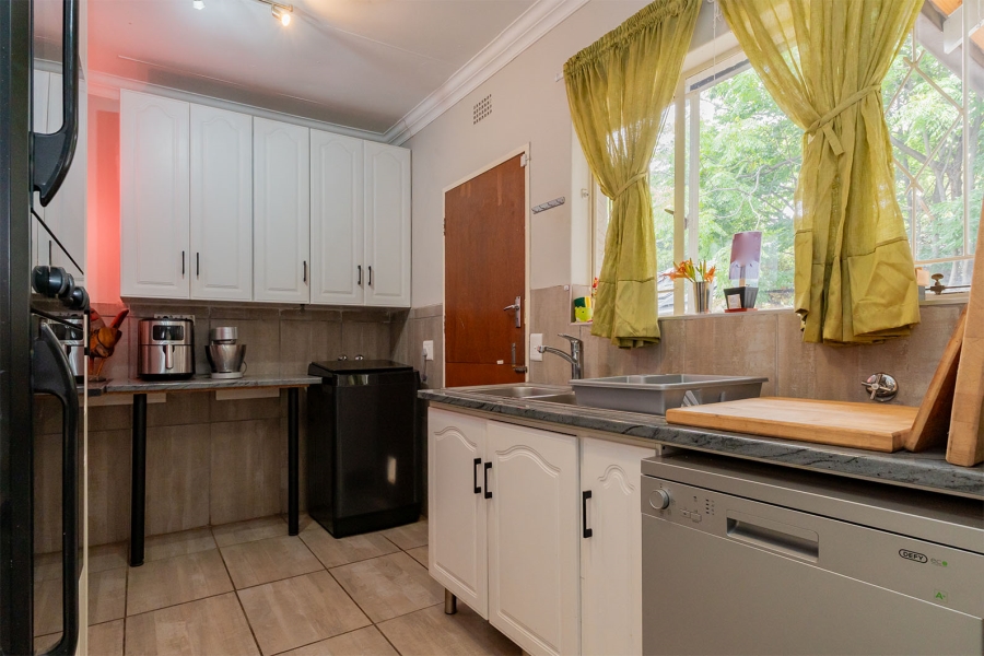 4 Bedroom Property for Sale in Farrarmere Gauteng