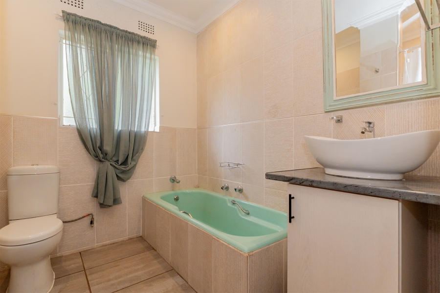 4 Bedroom Property for Sale in Farrarmere Gauteng