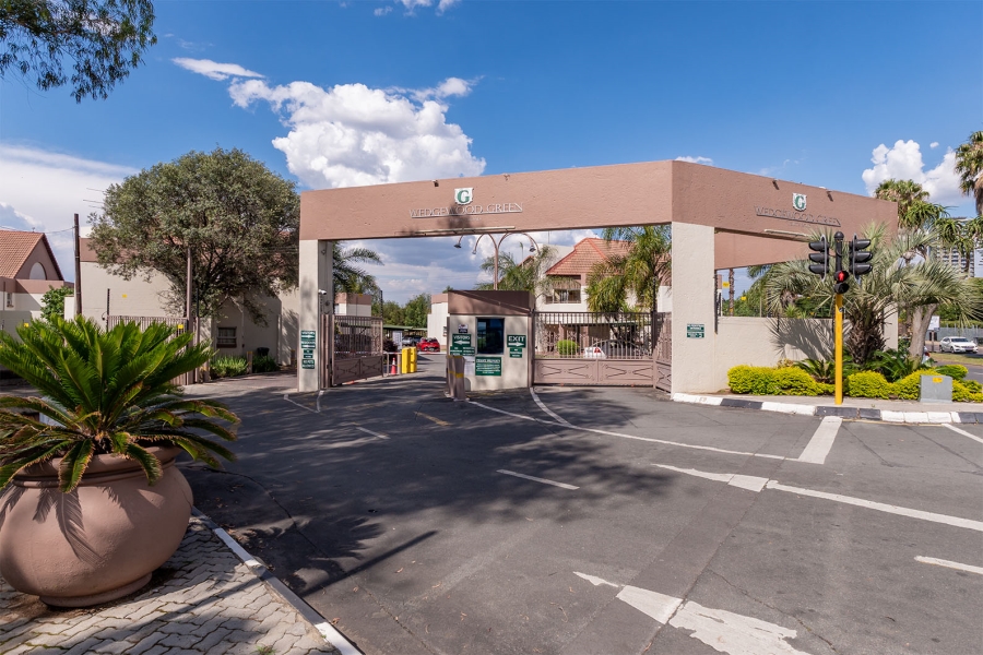 1 Bedroom Property for Sale in Bedford Gardens Gauteng