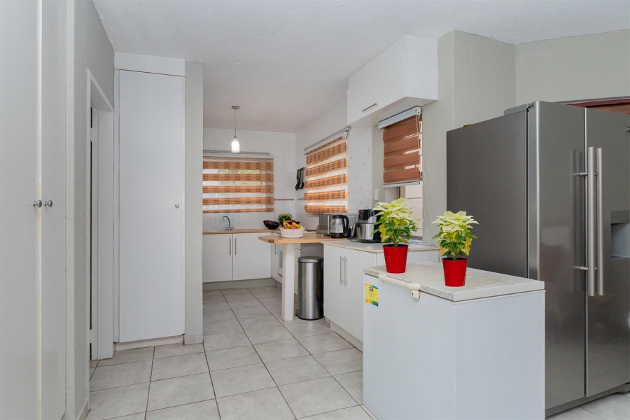 1 Bedroom Property for Sale in Bedford Gardens Gauteng