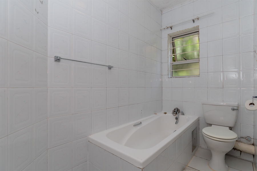 1 Bedroom Property for Sale in Bedford Gardens Gauteng