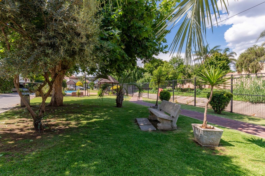 1 Bedroom Property for Sale in Bedford Gardens Gauteng