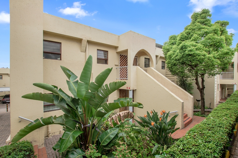 2 Bedroom Property for Sale in Weltevreden Park Gauteng