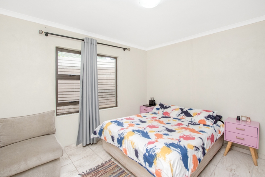 6 Bedroom Property for Sale in Noordwyk Gauteng