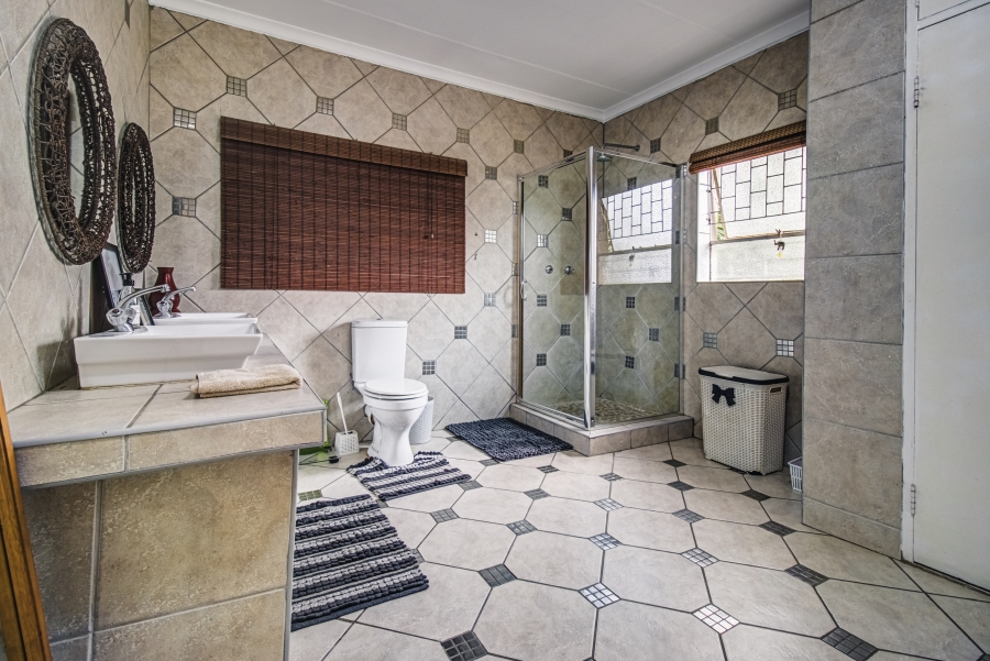 4 Bedroom Property for Sale in Isandovale Gauteng