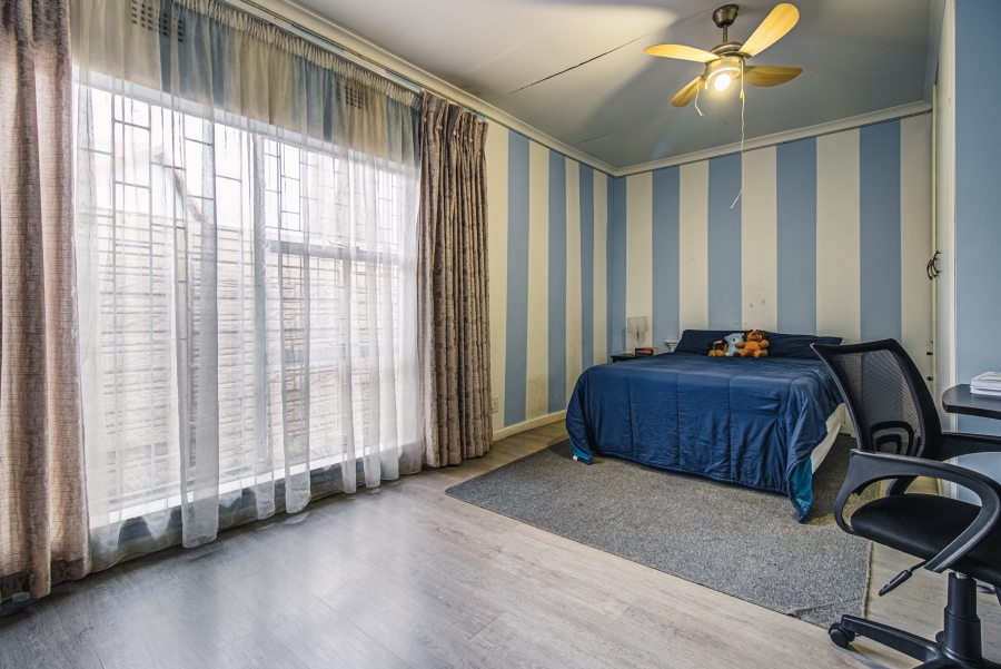 4 Bedroom Property for Sale in Isandovale Gauteng