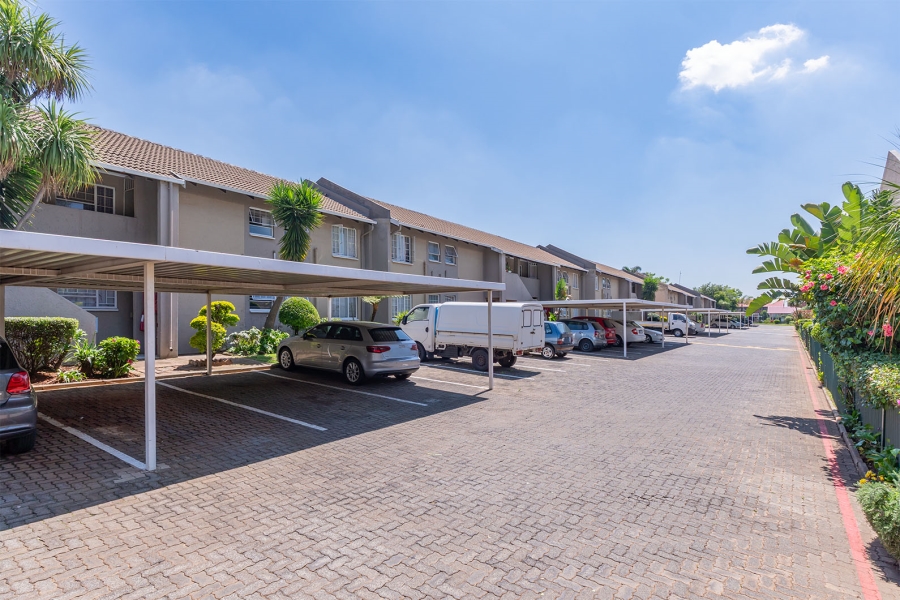 2 Bedroom Property for Sale in Ravenswood Gauteng