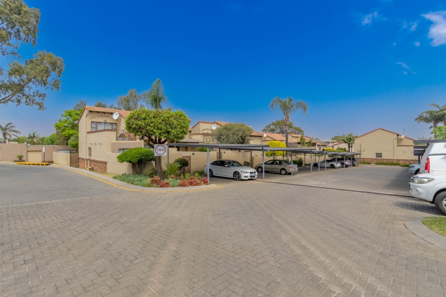 2 Bedroom Property for Sale in Dowerglen Ext 4 Gauteng