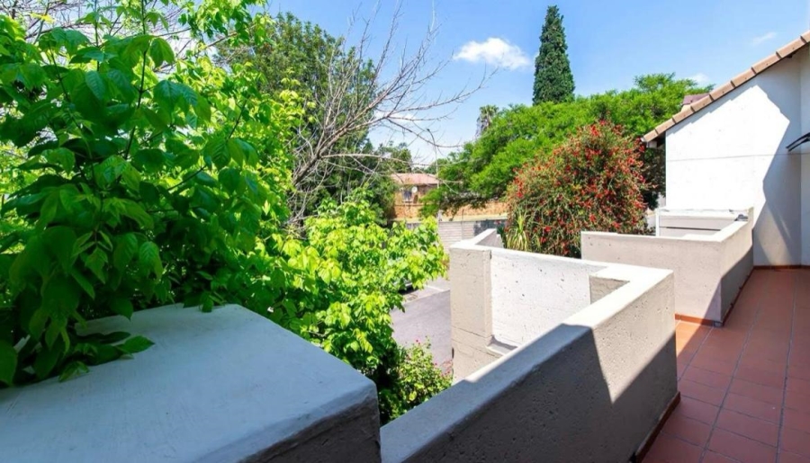 2 Bedroom Property for Sale in Eden Glen Gauteng