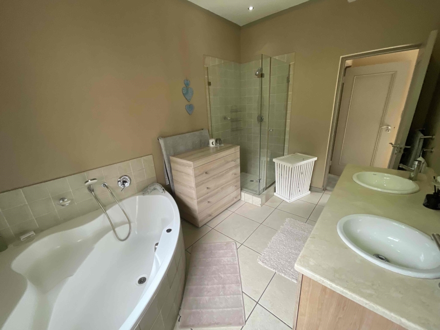 3 Bedroom Property for Sale in St Andrews Gauteng
