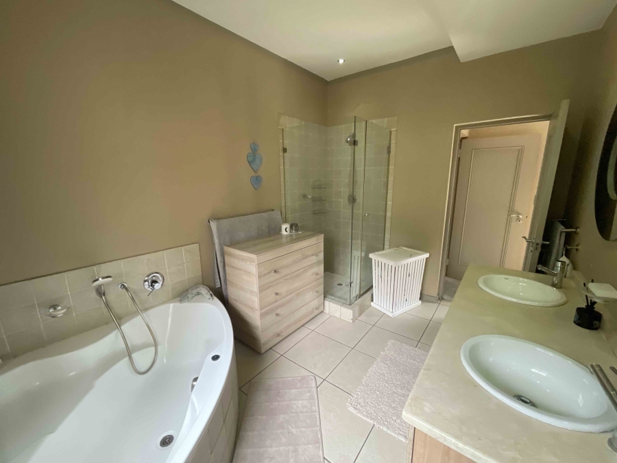 3 Bedroom Property for Sale in St Andrews Gauteng