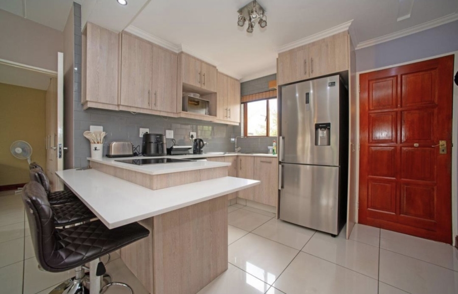 2 Bedroom Property for Sale in Bedfordview Gauteng