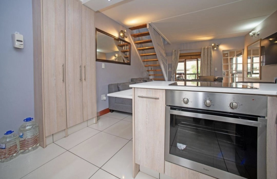2 Bedroom Property for Sale in Bedfordview Gauteng