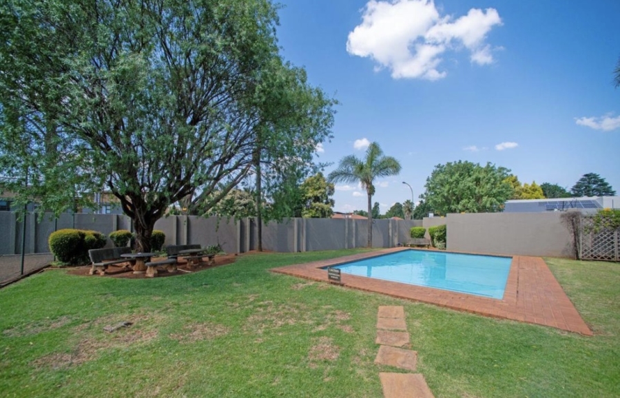 2 Bedroom Property for Sale in Bedfordview Gauteng