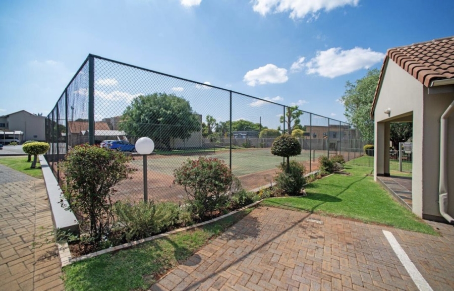 2 Bedroom Property for Sale in Bedfordview Gauteng