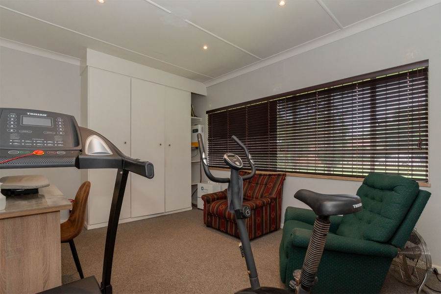 5 Bedroom Property for Sale in Rynfield Gauteng