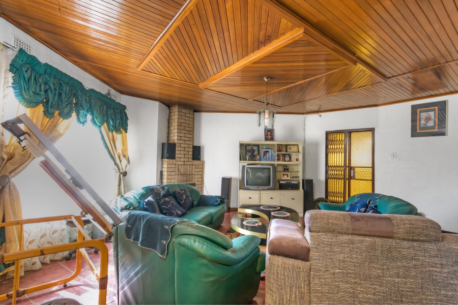 3 Bedroom Property for Sale in Dobsonville Gauteng