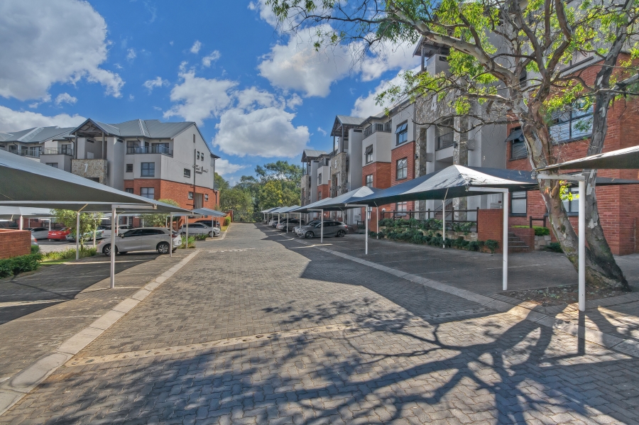 3 Bedroom Property for Sale in Oakdene Gauteng