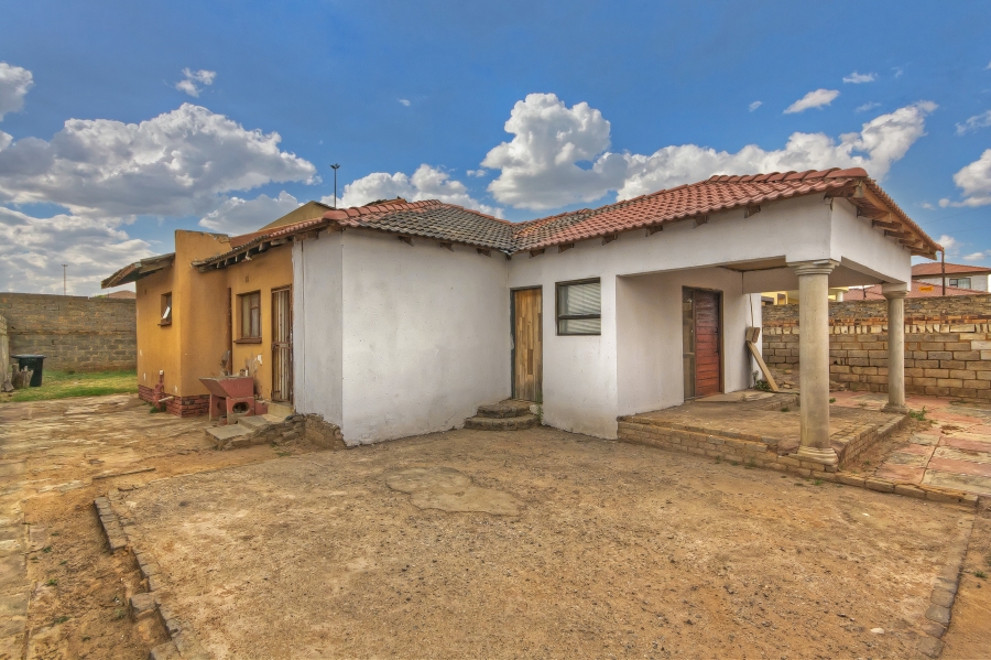 3 Bedroom Property for Sale in Dobsonville Gauteng