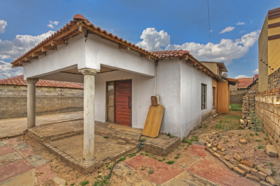 3 Bedroom Property for Sale in Dobsonville Gauteng