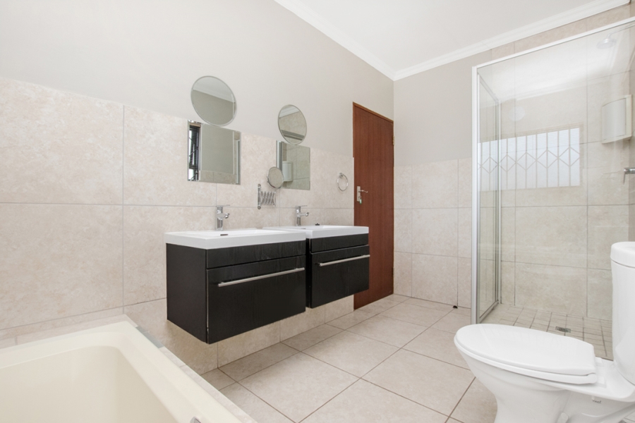 4 Bedroom Property for Sale in Summerset Gauteng