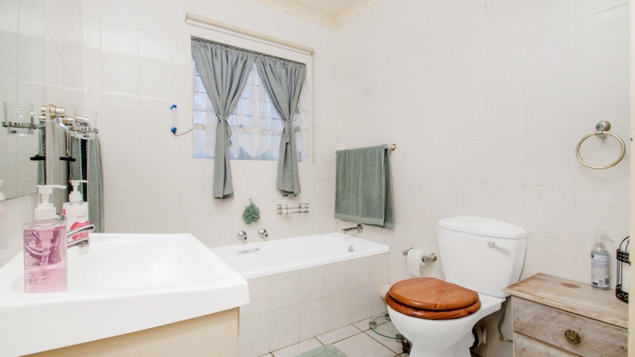 3 Bedroom Property for Sale in Weltevreden Park Gauteng