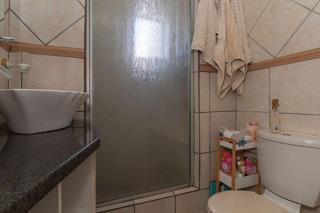 5 Bedroom Property for Sale in Primrose Gauteng