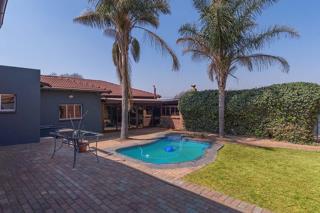 5 Bedroom Property for Sale in Primrose Gauteng