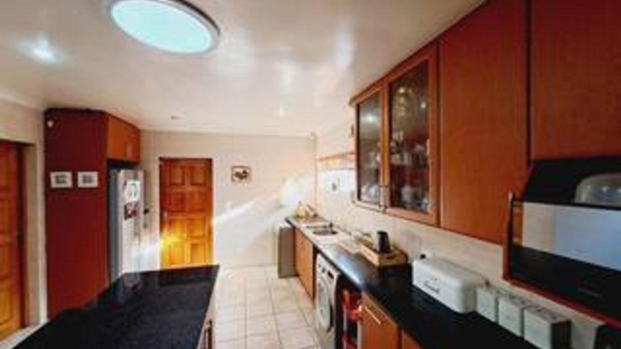 4 Bedroom Property for Sale in Sunnyridge Gauteng