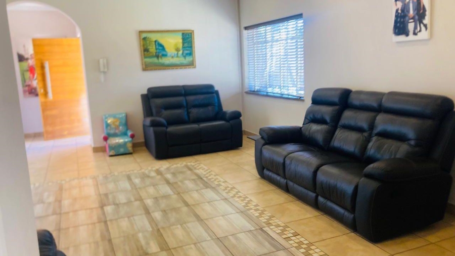 4 Bedroom Property for Sale in Sunnyridge Gauteng