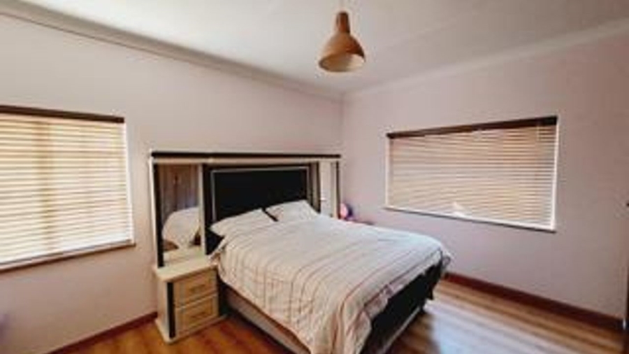 4 Bedroom Property for Sale in Sunnyridge Gauteng