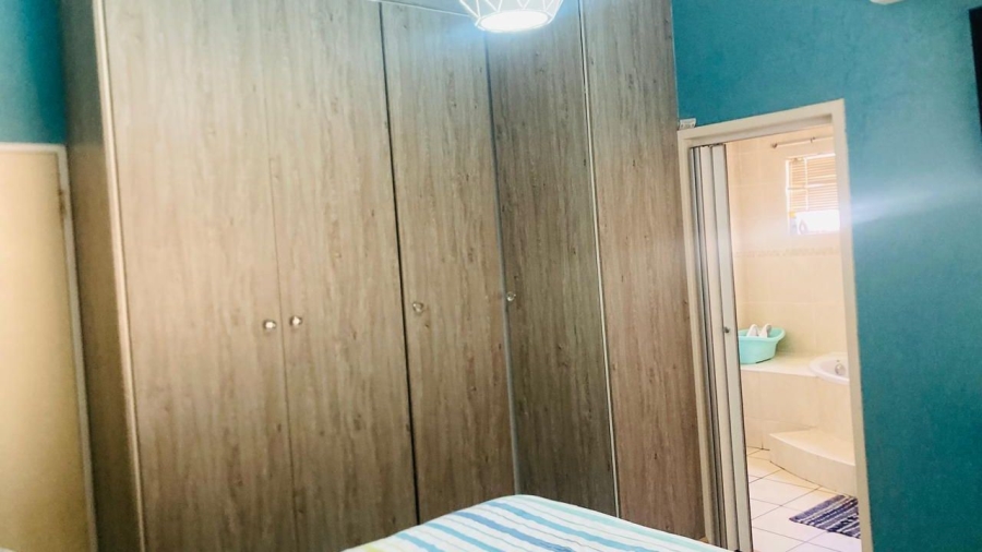 4 Bedroom Property for Sale in Sunnyridge Gauteng