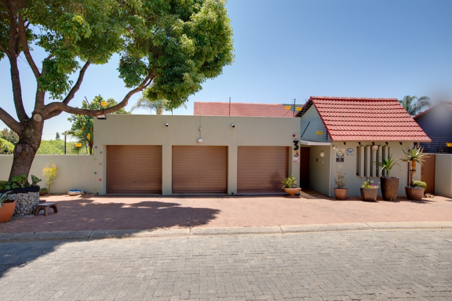 3 Bedroom Property for Sale in Morningside Gauteng