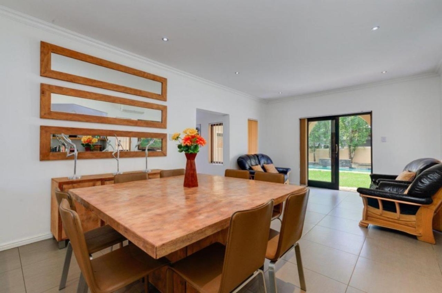 To Let 3 Bedroom Property for Rent in Fourways Gauteng