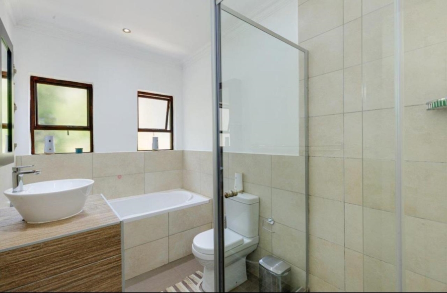 To Let 3 Bedroom Property for Rent in Fourways Gauteng