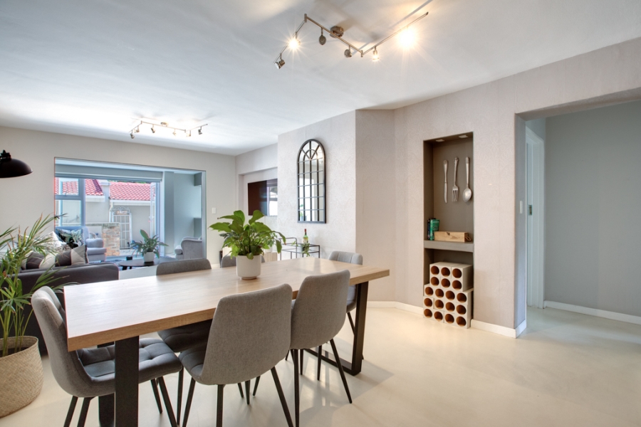 To Let 2 Bedroom Property for Rent in Morningside Gauteng