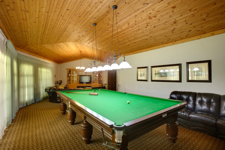 6 Bedroom Property for Sale in Marlbank Gauteng