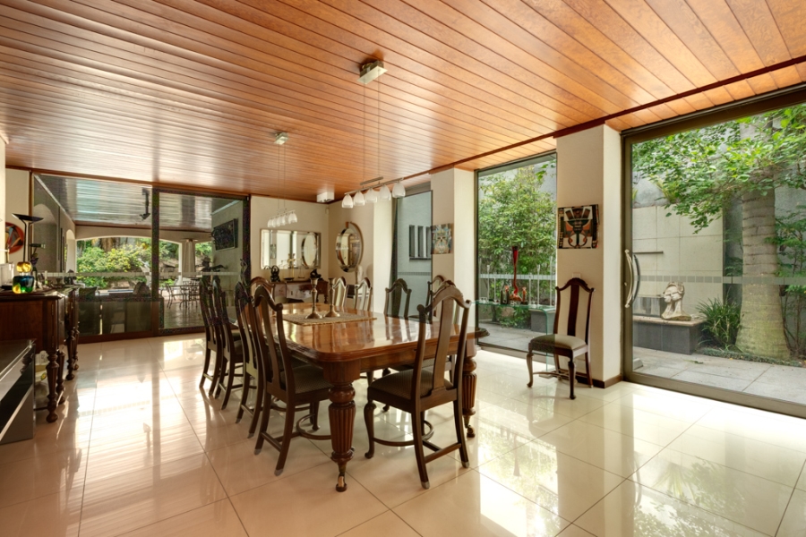 To Let 6 Bedroom Property for Rent in Hyde Park Gauteng