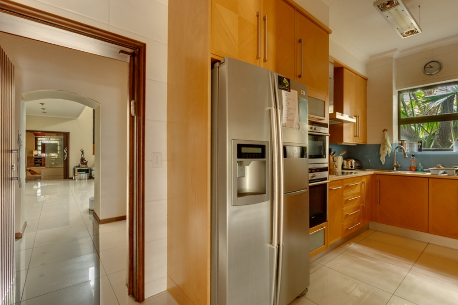 To Let 6 Bedroom Property for Rent in Hyde Park Gauteng