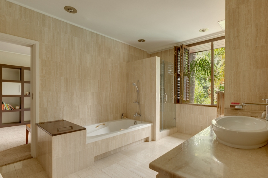 To Let 6 Bedroom Property for Rent in Hyde Park Gauteng