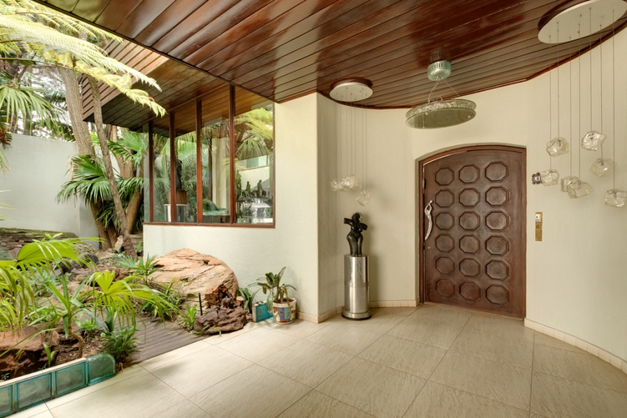 To Let 6 Bedroom Property for Rent in Hyde Park Gauteng