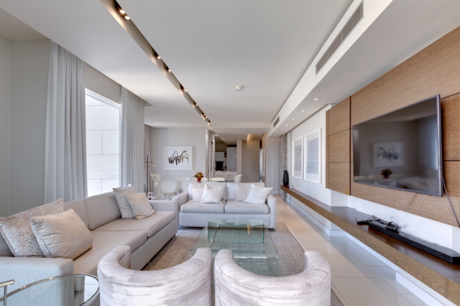 3 Bedroom Property for Sale in Sandhurst Gauteng