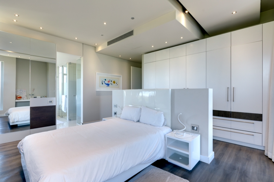 3 Bedroom Property for Sale in Sandhurst Gauteng