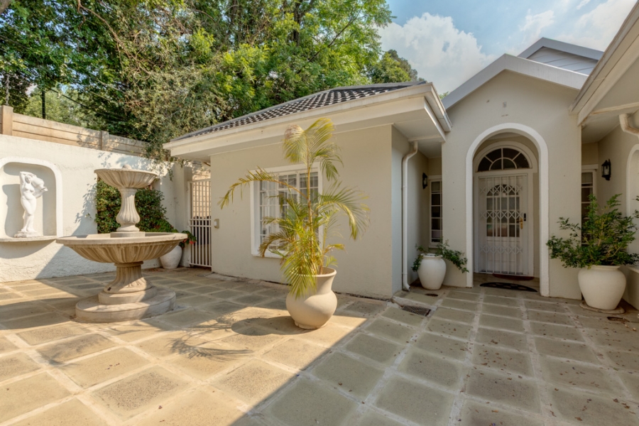 To Let 4 Bedroom Property for Rent in Morningside Gauteng