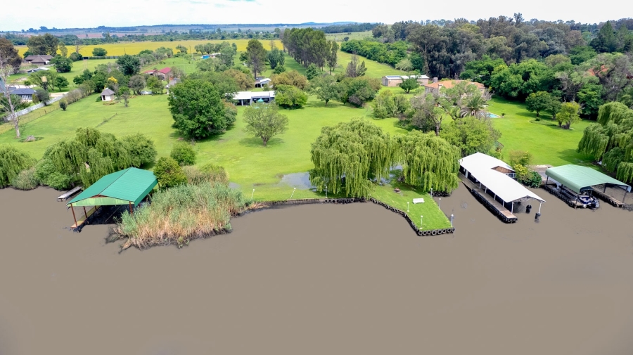 3 Bedroom Property for Sale in Lochvaal Gauteng